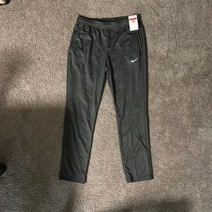 Dryfit women’s Nike gray joggers lightweight